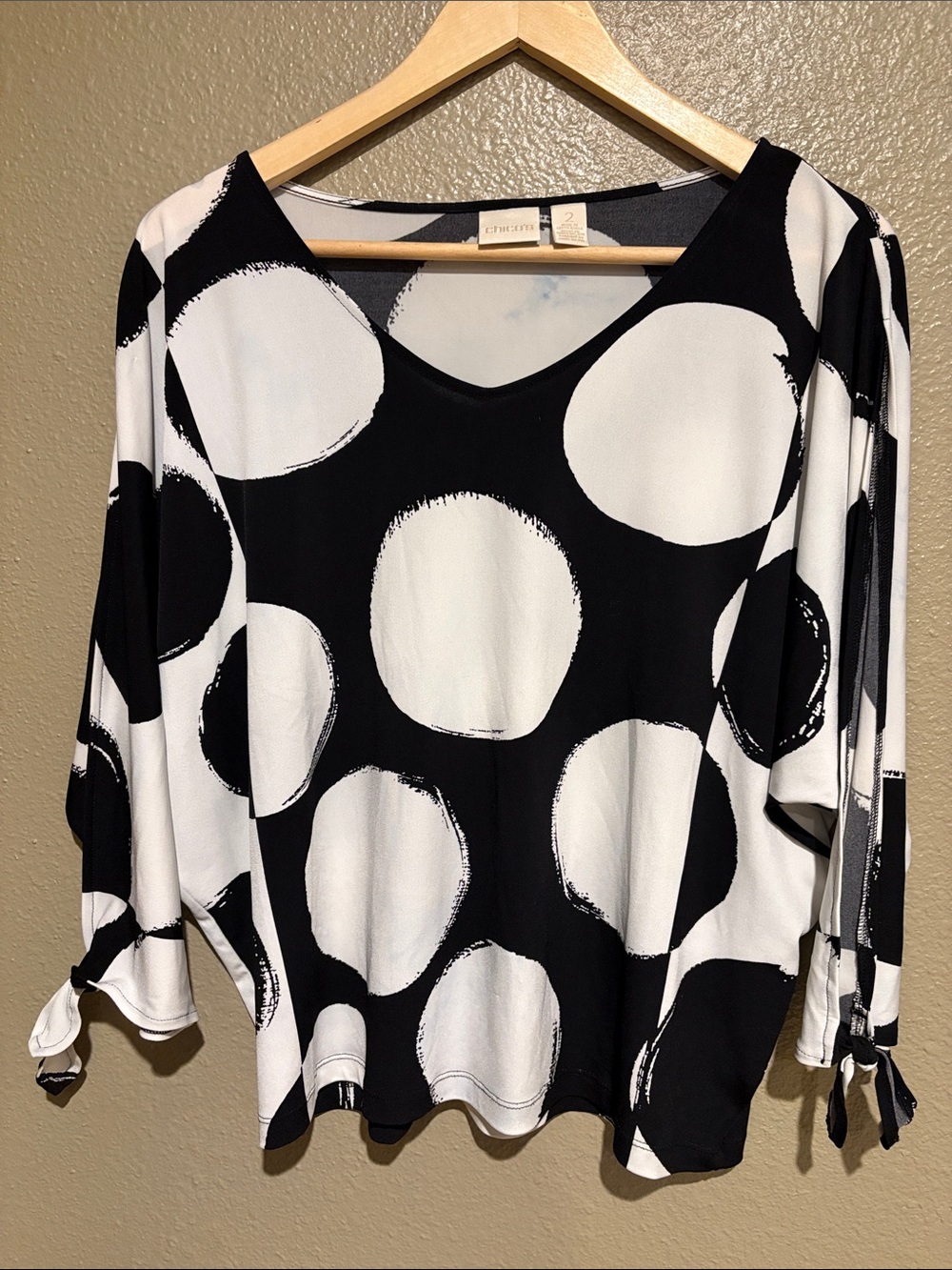 Chico's Black & White Oversized Polka Dot Tie-Sleeve Top Size 2 (12-14)